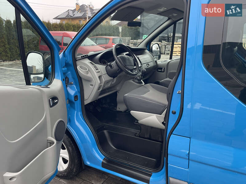Минивэн Renault Trafic 2012 в Луцке