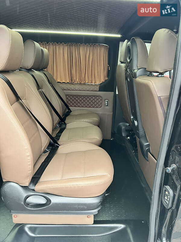 Минивэн Renault Trafic 2021 в Коростене