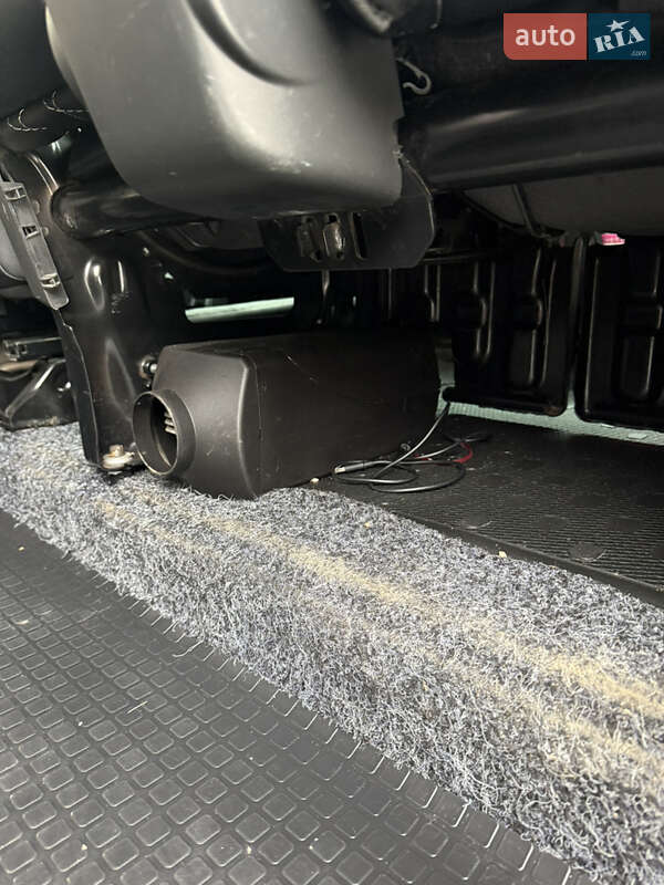 Мінівен Renault Trafic 2015 в Володимирі