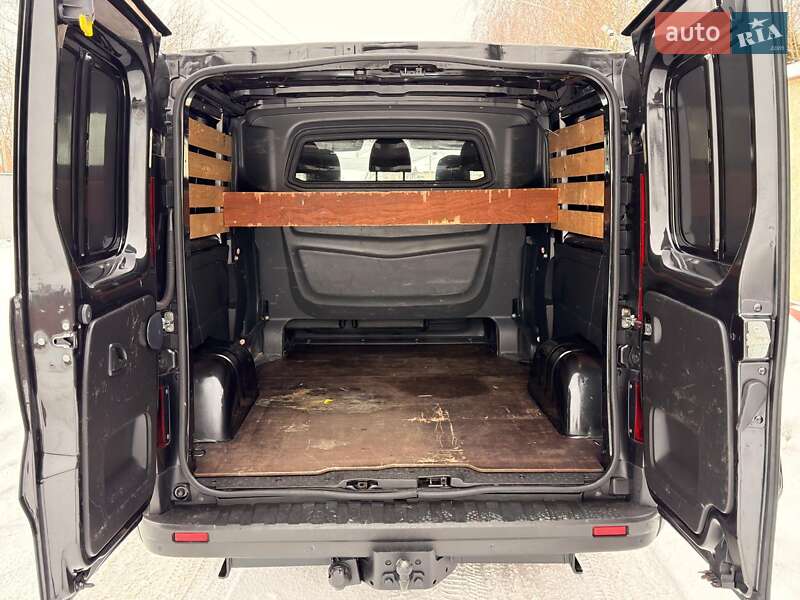 Минивэн Renault Trafic 2018 в Киеве