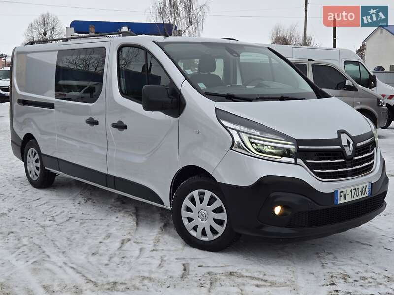 Вантажопасажирський фургон Renault Trafic 2020 в Луцьку