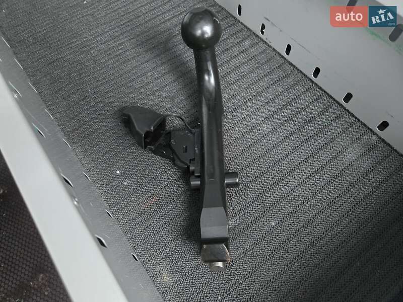 Вантажопасажирський фургон Renault Trafic 2020 в Луцьку