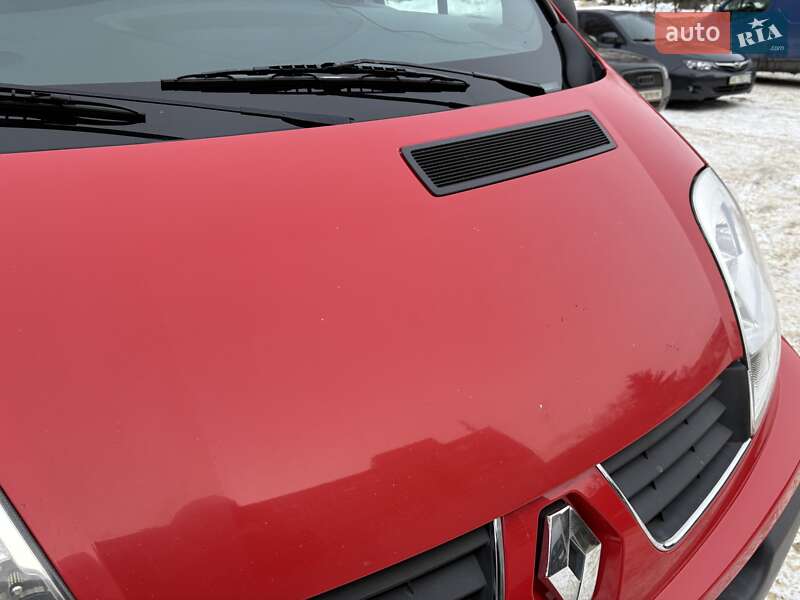 Мікроавтобус вантажний (до 3,5т) Renault Trafic 2014 в Харкові