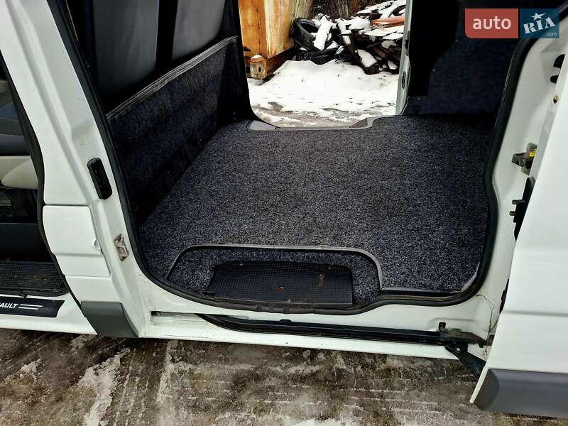 Минивэн Renault Trafic 2012 в Одессе фото 17 Минивэн Renault Trafic 2012 в Одессе