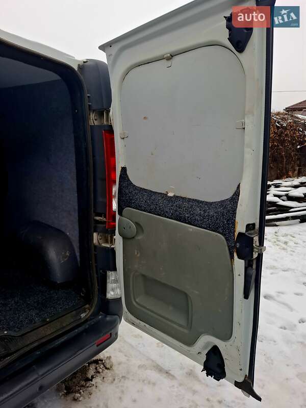 Минивэн Renault Trafic 2012 в Одессе фото 21 Минивэн Renault Trafic 2012 в Одессе