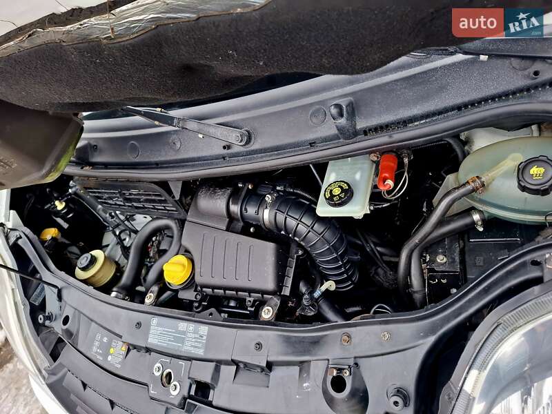 Минивэн Renault Trafic 2012 в Одессе фото 15 Минивэн Renault Trafic 2012 в Одессе