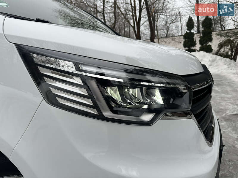 Вантажний фургон Renault Trafic 2023 в Дрогобичі