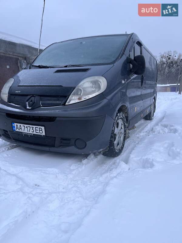 Вантажний фургон Renault Trafic 2013 в Києві