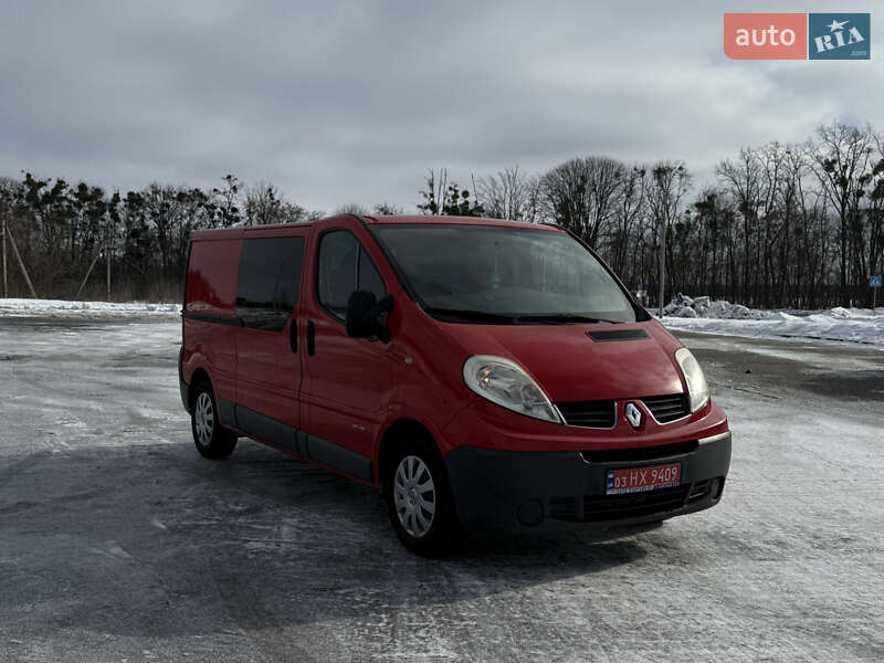 Мінівен Renault Trafic 2012 в Радивиліві