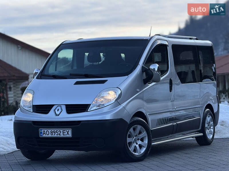 Минивэн Renault Trafic 2007 в Межгорье