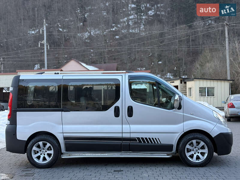 Минивэн Renault Trafic 2007 в Межгорье