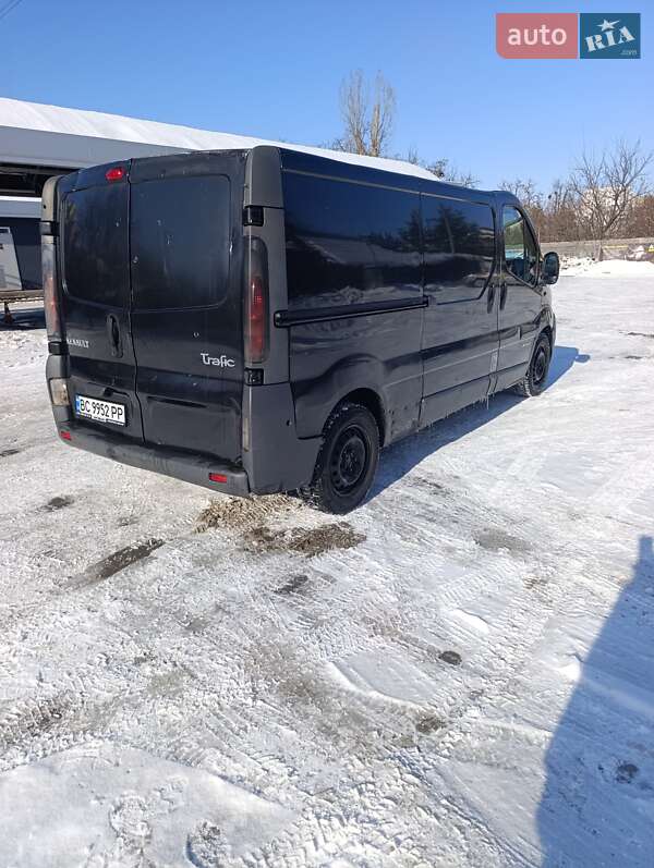 Вантажний фургон Renault Trafic 2006 в Львові фото 5 Вантажний фургон Renault Trafic 2006 в Львові