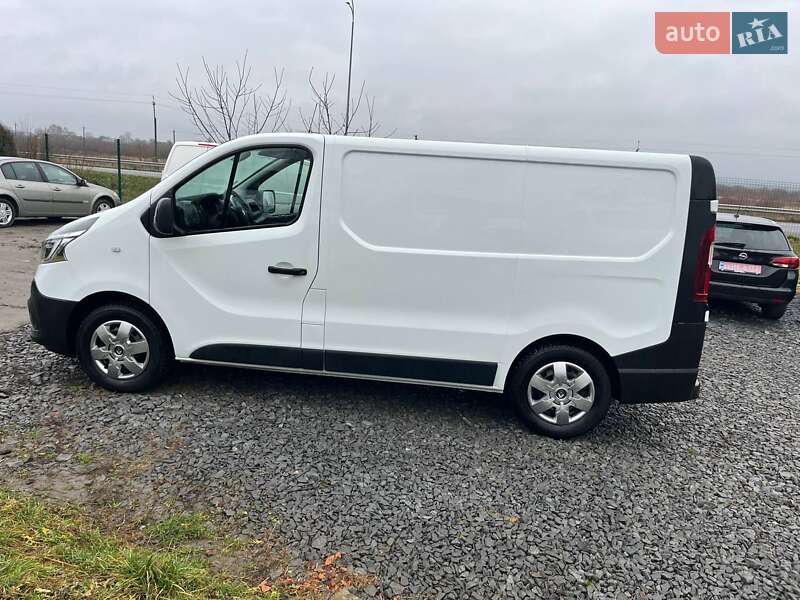 Вантажний фургон Renault Trafic 2020 в Дубні