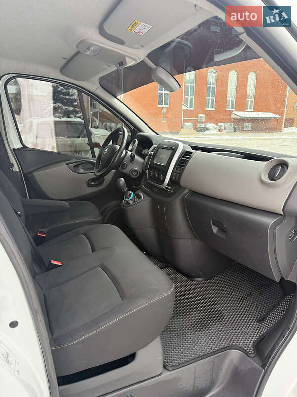 Грузовой фургон Renault Trafic 2018 в Киеве