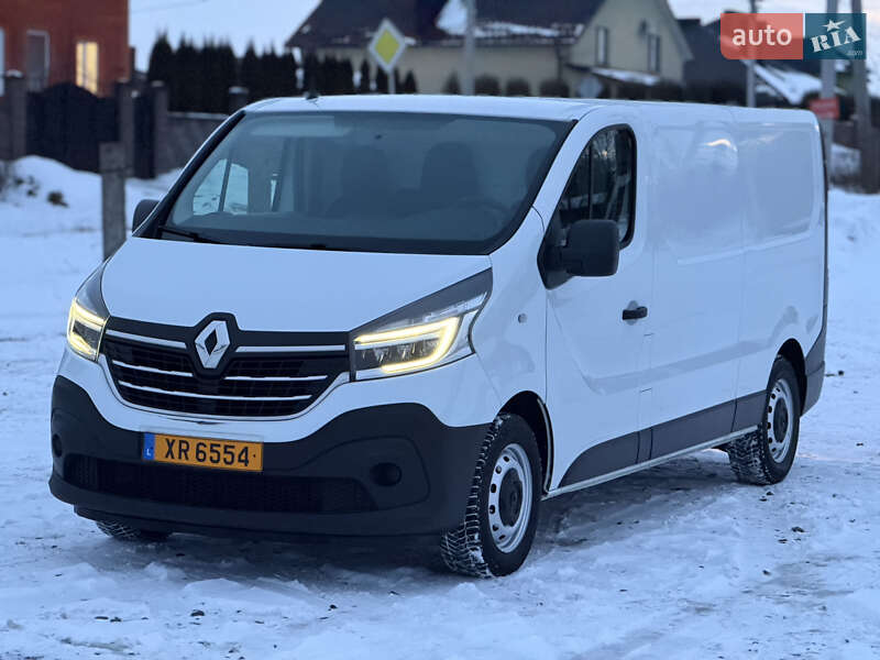 Вантажний фургон Renault Trafic 2022 в Рівному