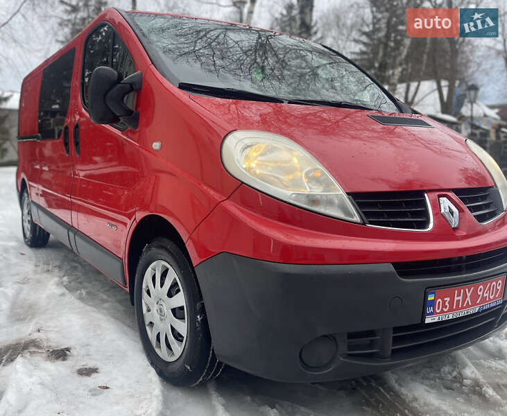 Мінівен Renault Trafic 2012 в Бродах