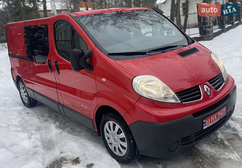 Мінівен Renault Trafic 2012 в Бродах