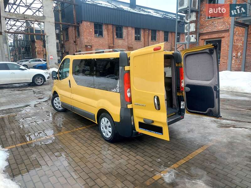 Мінівен Renault Trafic 2007 в Львові