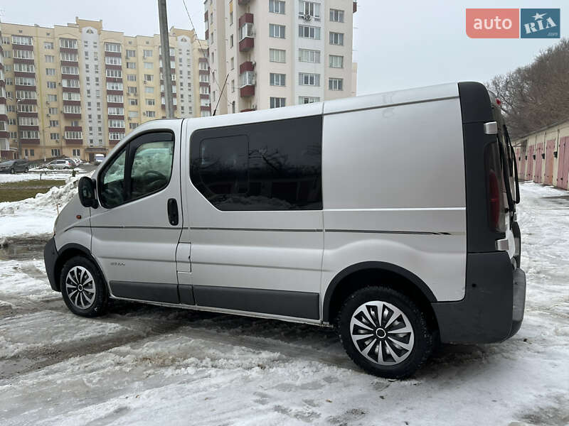 Мінівен Renault Trafic 2003 в Кам'янець-Подільському фото 10 Мінівен Renault Trafic 2003 в Кам'янець-Подільському