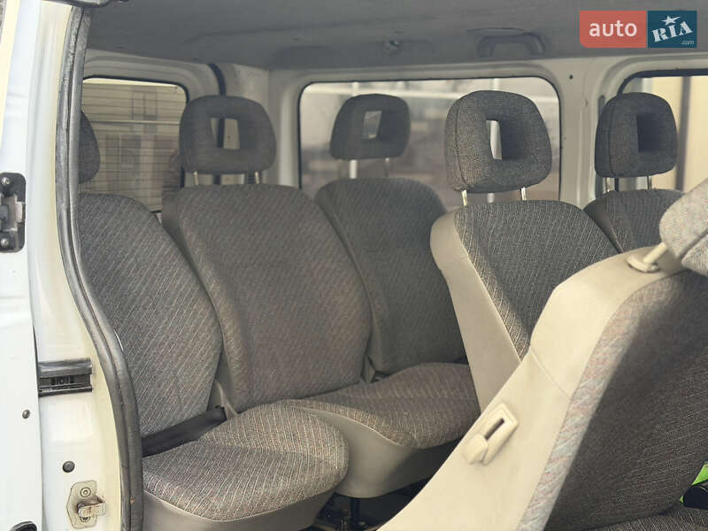 Минивэн Renault Trafic 2004 в Львове