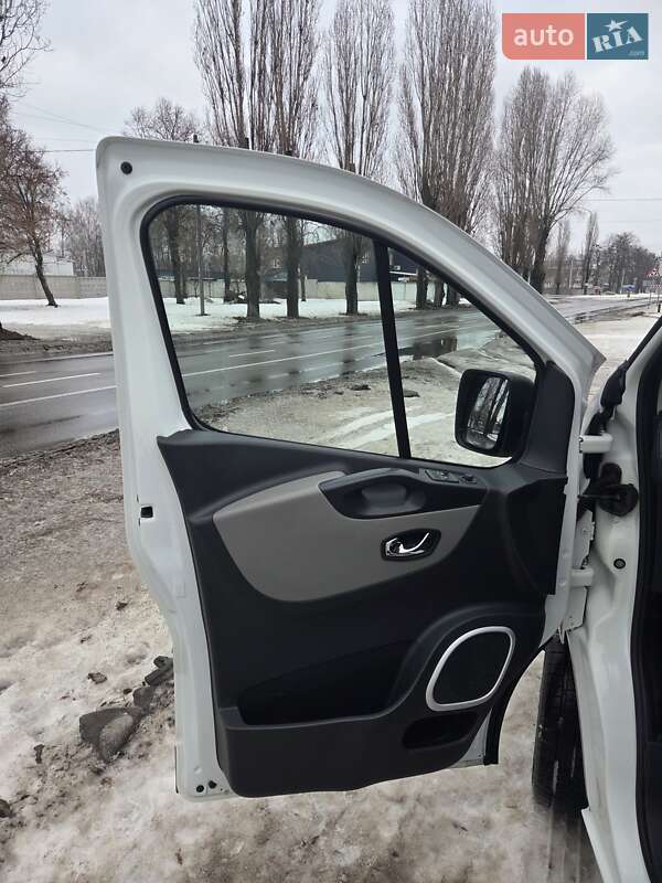 Микроавтобус грузовой (до 3,5т) Renault Trafic 2018 в Броварах фото 40 Микроавтобус грузовой (до 3,5т) Renault Trafic 2018 в Броварах