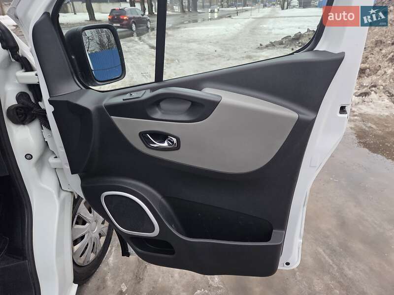 Микроавтобус грузовой (до 3,5т) Renault Trafic 2018 в Броварах фото 41 Микроавтобус грузовой (до 3,5т) Renault Trafic 2018 в Броварах