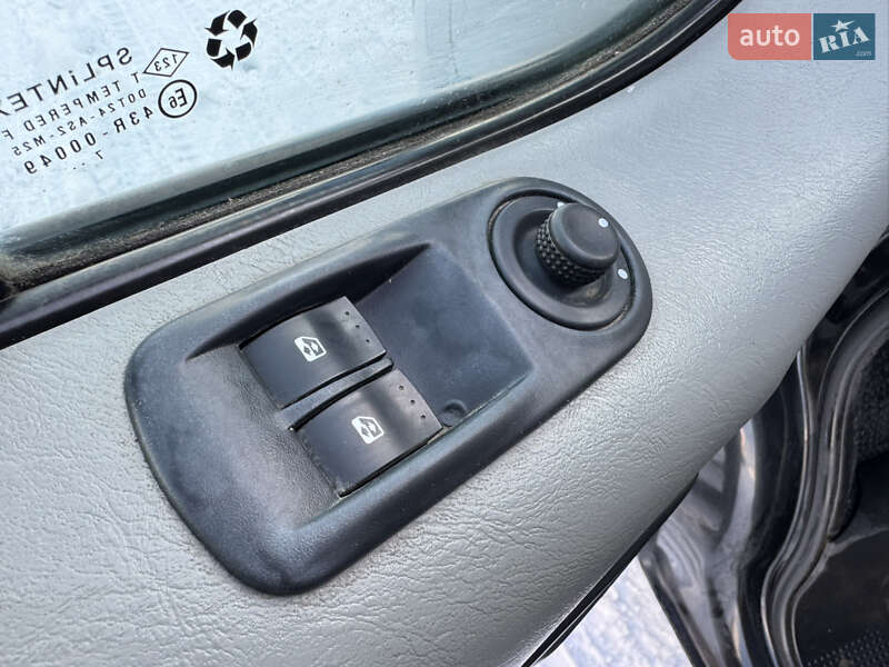 Минивэн Renault Trafic 2008 в Луцке