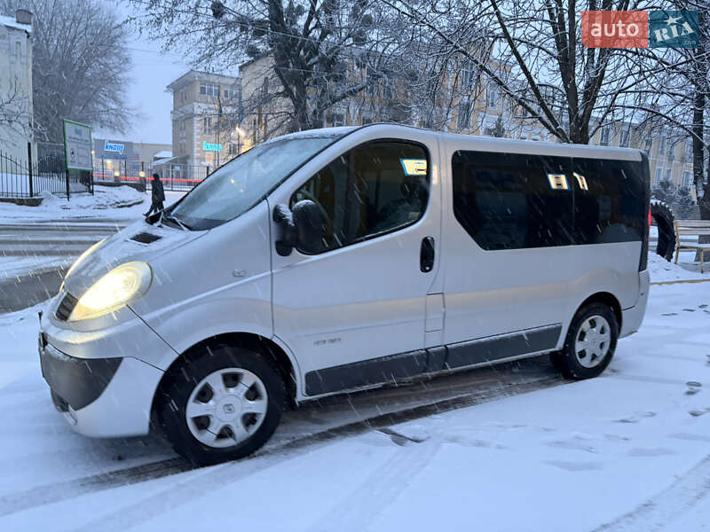 Мінівен Renault Trafic 2010 в Києві