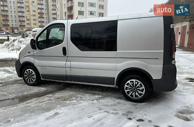 Минивэн Renault Trafic 2006 в Каменец-Подольском