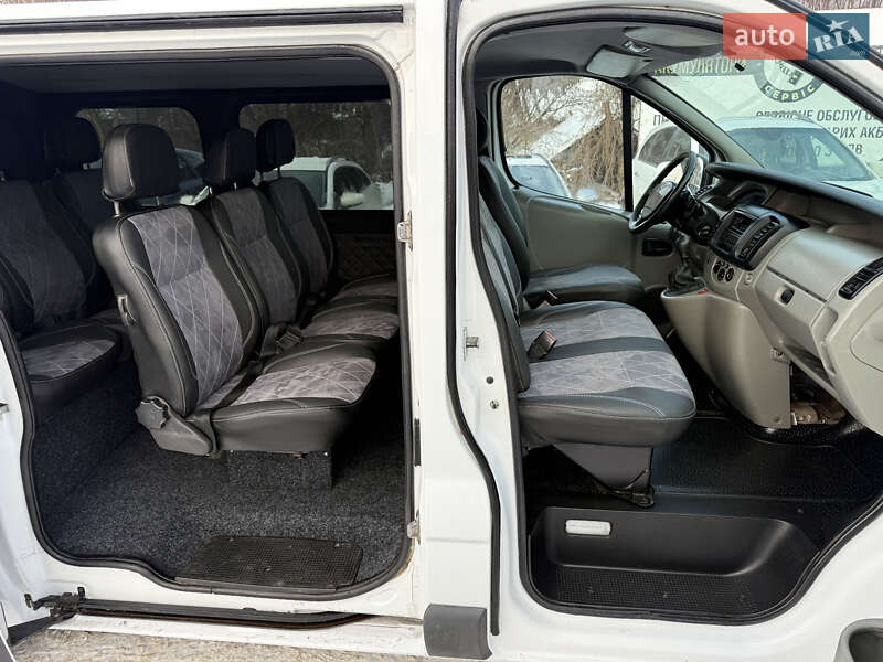 Минивэн Renault Trafic 2005 в Кременце фото 23 Минивэн Renault Trafic 2005 в Кременце