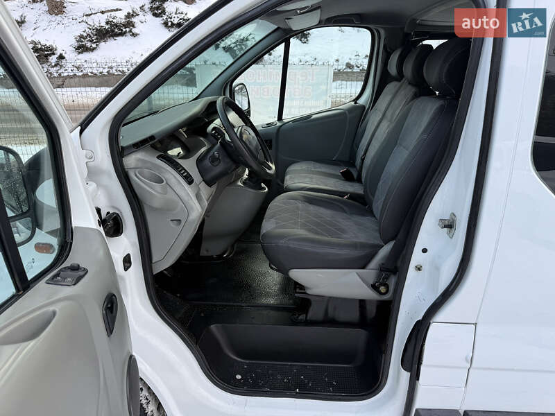 Минивэн Renault Trafic 2005 в Кременце фото 27 Минивэн Renault Trafic 2005 в Кременце