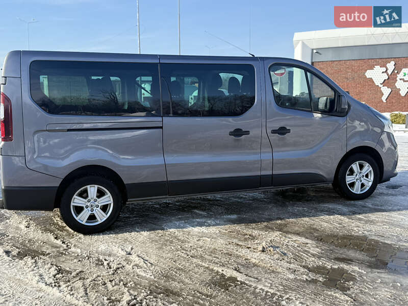 Минивэн Renault Trafic 2018 в Луцке