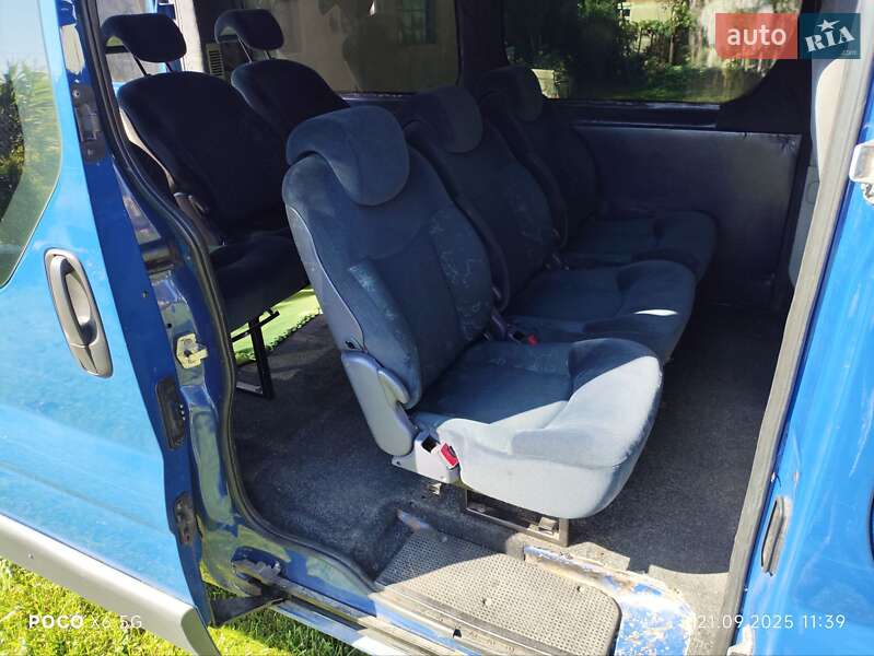 Минивэн Renault Trafic 2004 в Львове