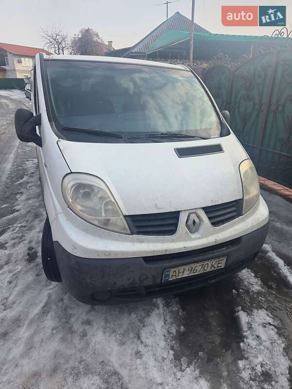 Грузовой фургон Renault Trafic 2008 в Киеве