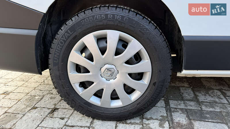 Грузовой фургон Renault Trafic 2020 в Ровно