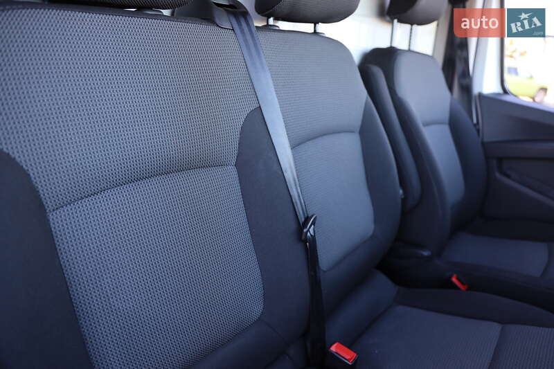 Вантажний фургон Renault Trafic 2023 в Луцьку фото 46 Вантажний фургон Renault Trafic 2023 в Луцьку