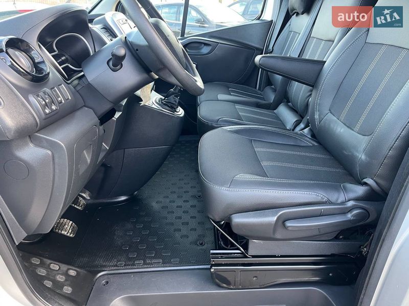 Мінівен Renault Trafic 2021 в Дубні