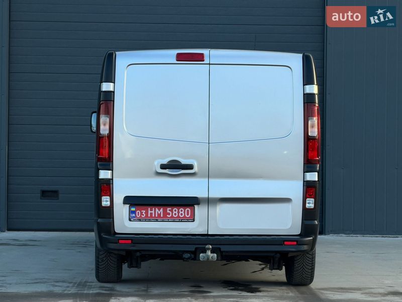 Вантажний фургон Renault Trafic 2020 в Дубні