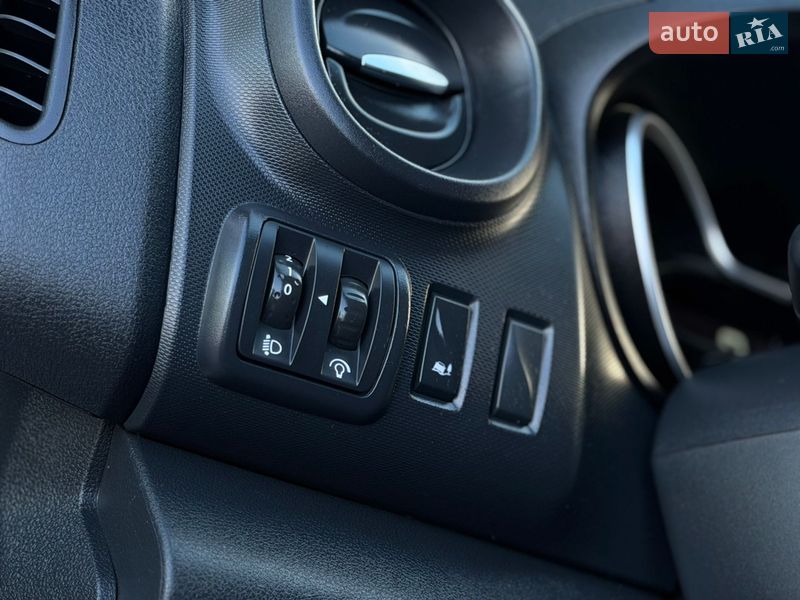 Вантажний фургон Renault Trafic 2020 в Дубні