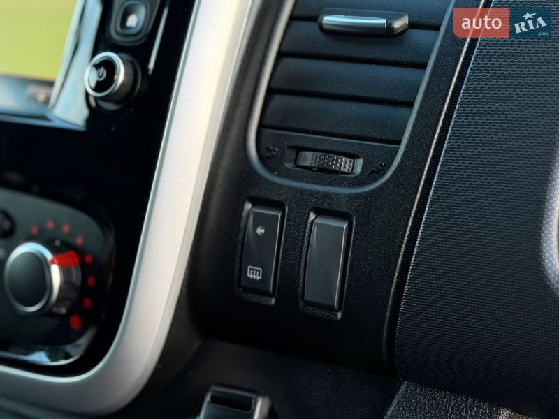 Вантажний фургон Renault Trafic 2020 в Дубні