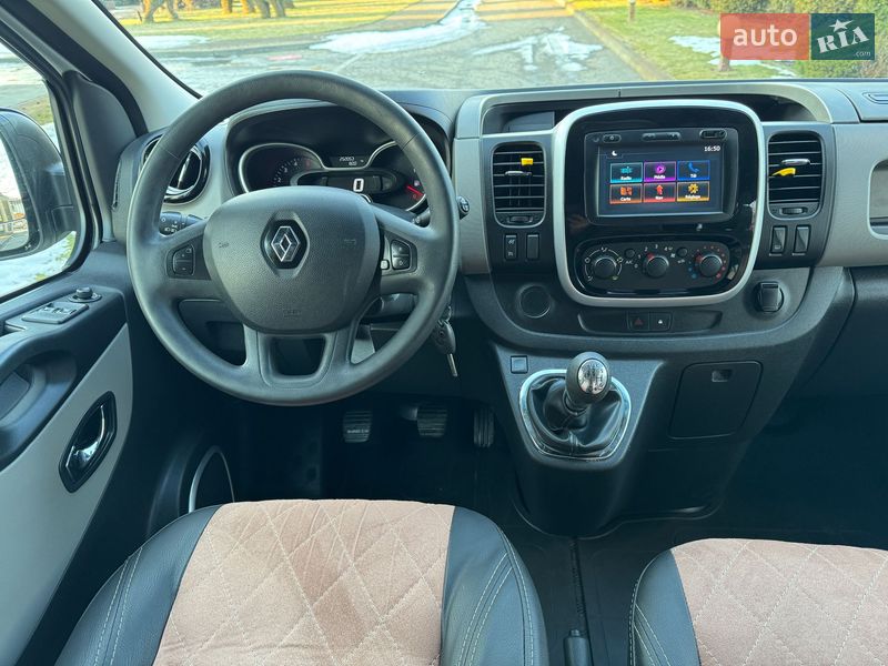 Минивэн Renault Trafic 2018 в Сарнах
