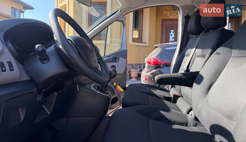 Мінівен Renault Trafic 2017 в Львові