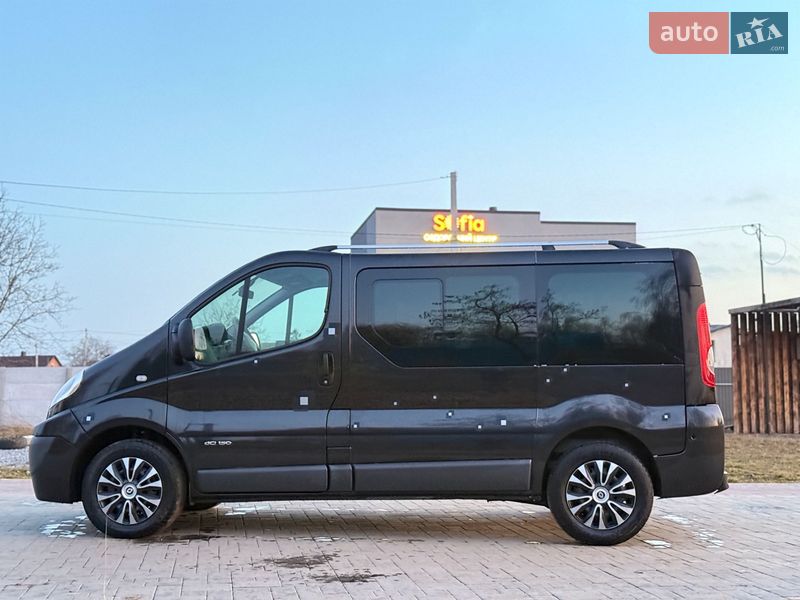 Минивэн Renault Trafic 2009 в Ровно