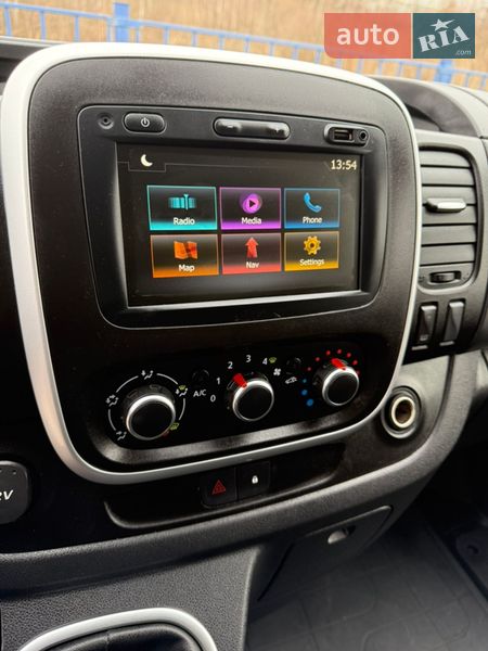 Вантажний фургон Renault Trafic 2021 в Дрогобичі