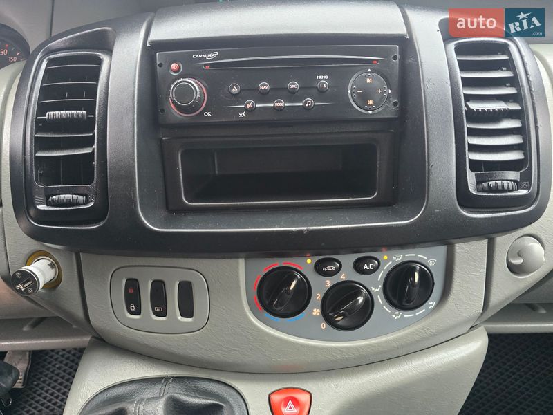 Мінівен Renault Trafic 2008 в Запоріжжі