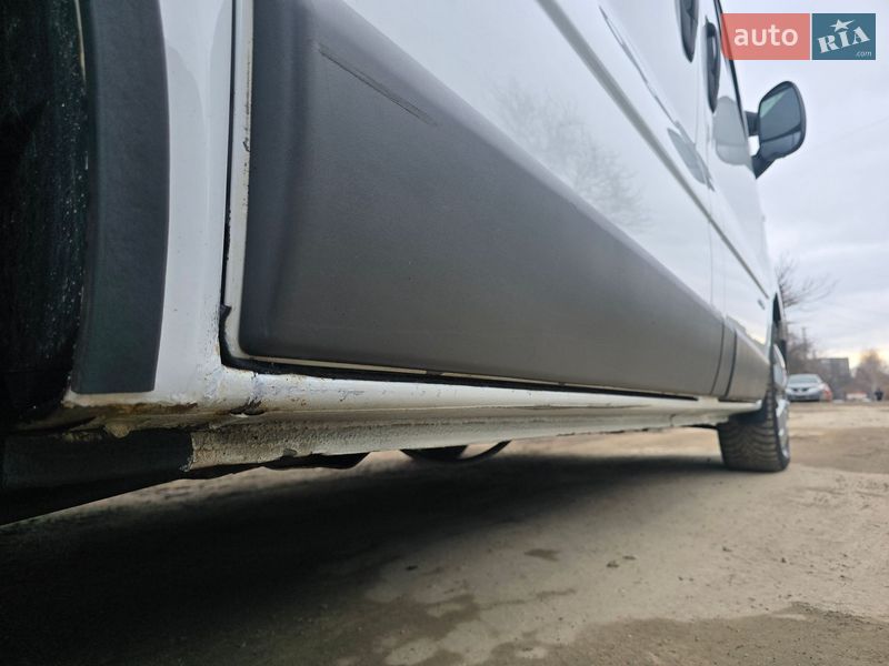 Мінівен Renault Trafic 2008 в Запоріжжі