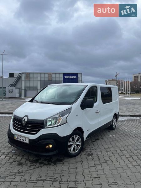 Renault Trafic 2015