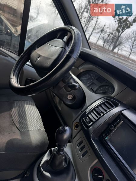 Мікроавтобус Renault Trafic 2010 в Іллінцях