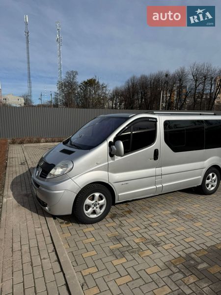 Минивэн Renault Trafic 2009 в Шаргороде