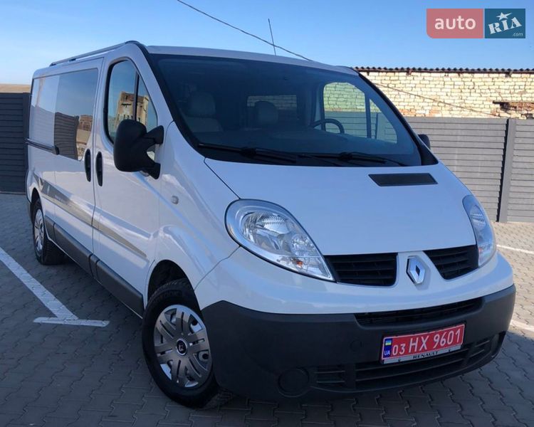 Минивэн Renault Trafic 2014 в Дубно